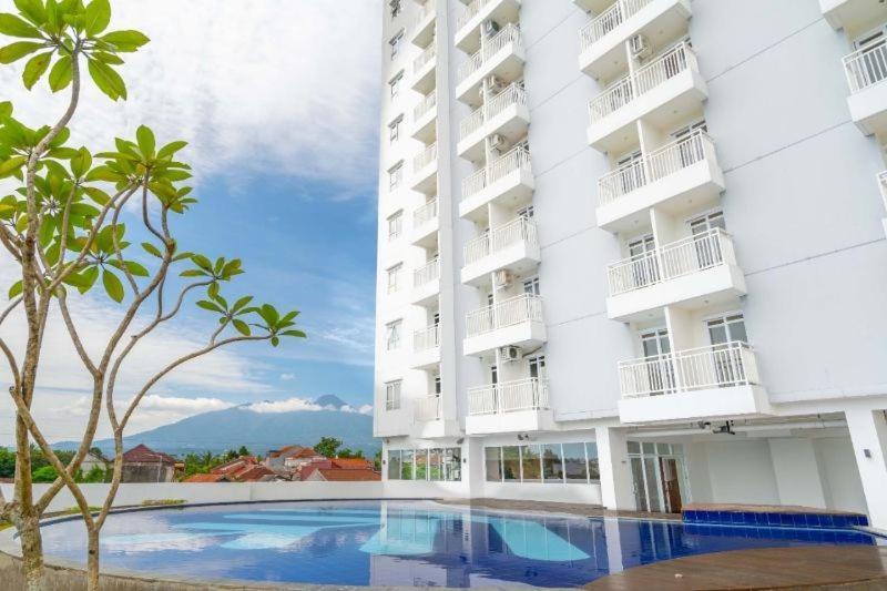 Jasmin Park Apartemen By Fix'S Room Kedungbadak Dış mekan fotoğraf